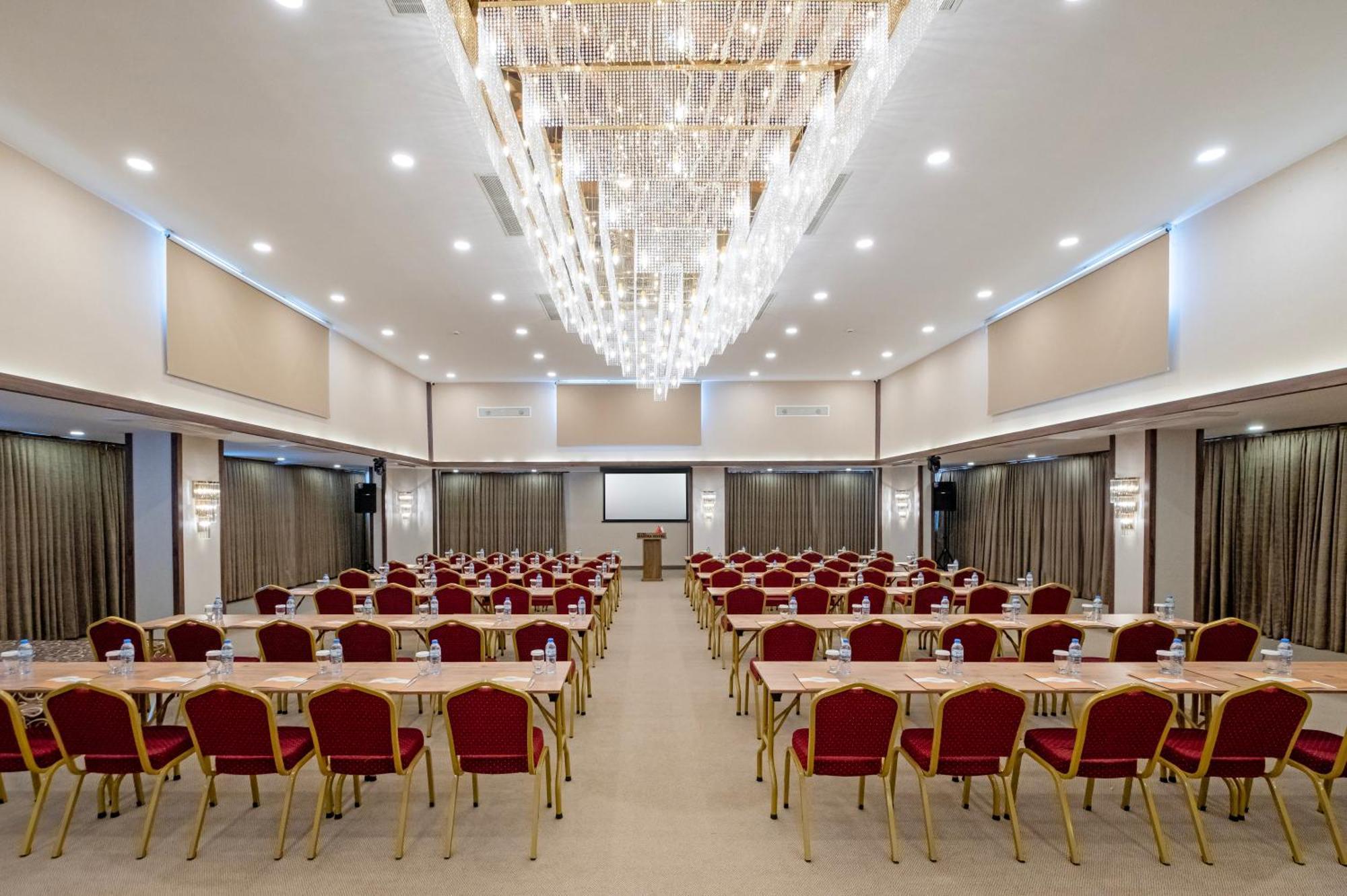 Park Dedeman Mersin Marina Ciftlik  Exterior photo